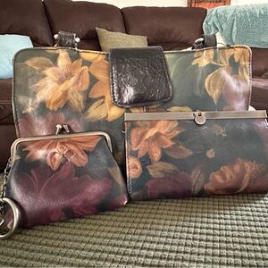 Patricia Nash floral shoulder bag set